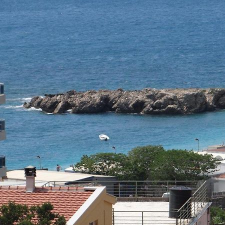 Apartments Vila A1 Dobra Voda Luaran gambar