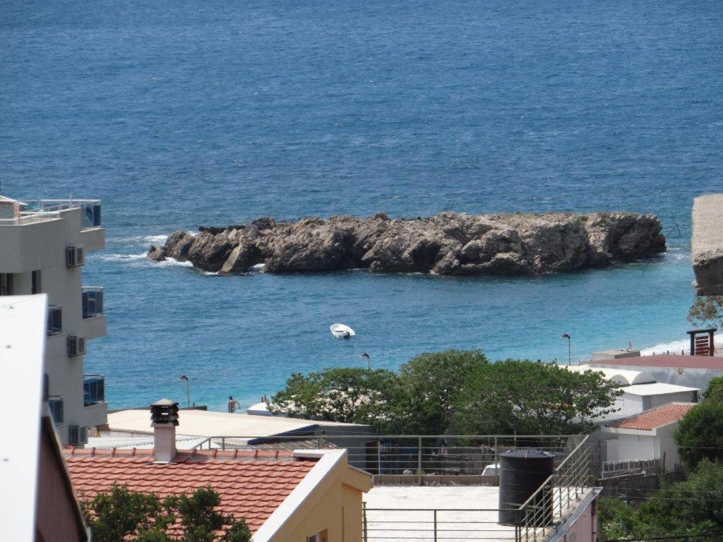 Apartments Vila A1 Dobra Voda Luaran gambar