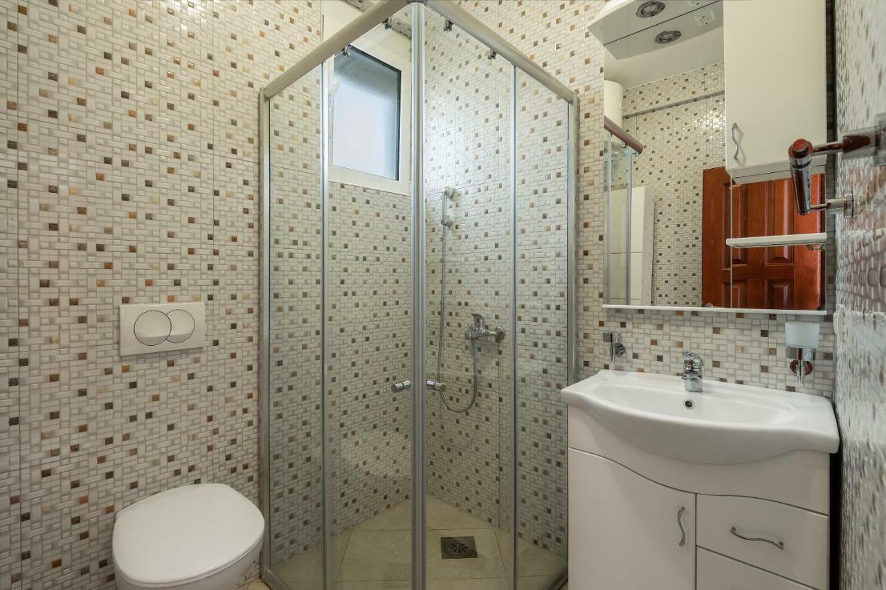 Apartments Vila A1 Dobra Voda Luaran gambar