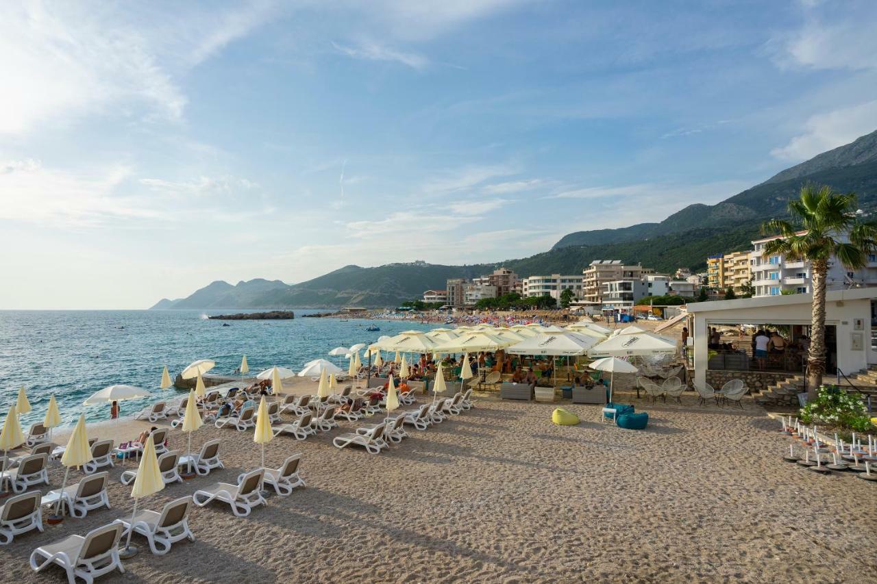 Apartments Vila A1 Dobra Voda Luaran gambar